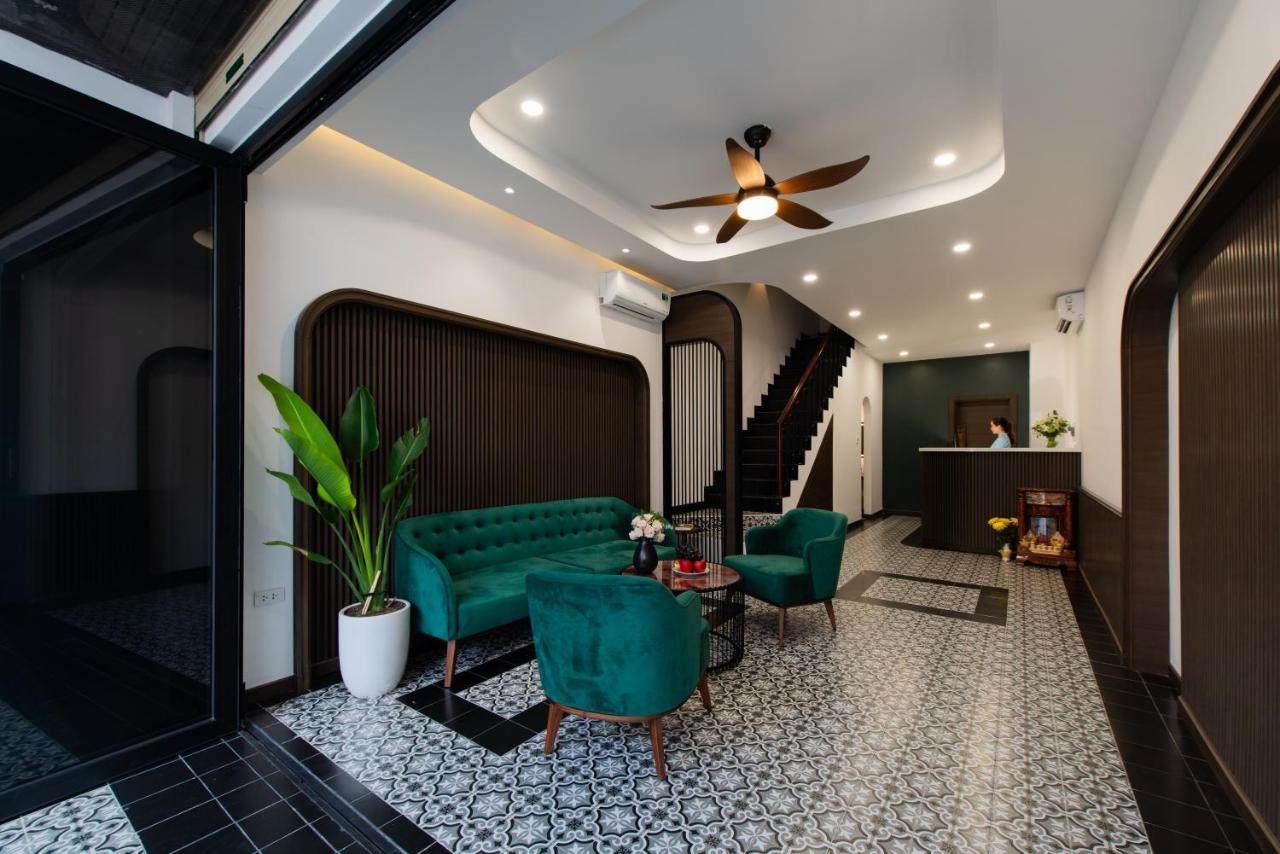 Khách sạn gần biển Miami Tuy Hoà Phú Yên Esterno foto